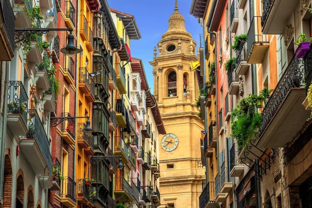 Acogedor Apartamento En El Corazon De Pamplona Ngoại thất bức ảnh
