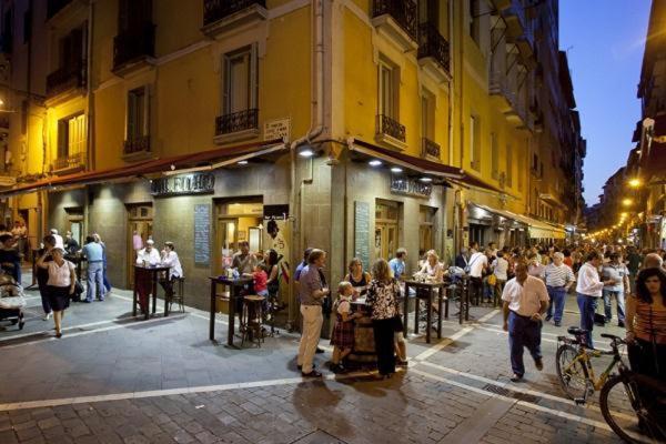 Acogedor Apartamento En El Corazon De Pamplona Ngoại thất bức ảnh